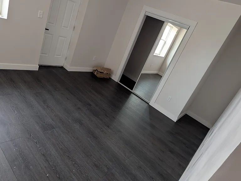 4725 McMillan Ave — Photo 15