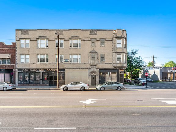 2nd image of 5832 W North Ave APT 205