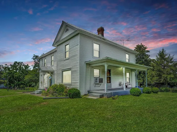 1060 Byrds Mill Rd, Glade Hill, VA 24092