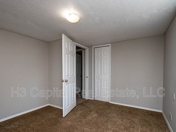 5th image of 4529 Walter Ave