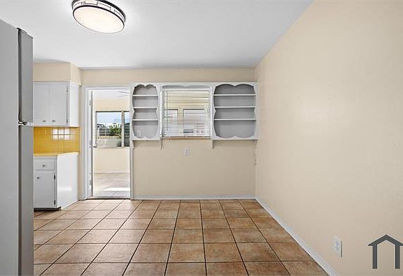 5th image of 3452 9th Ave N #2