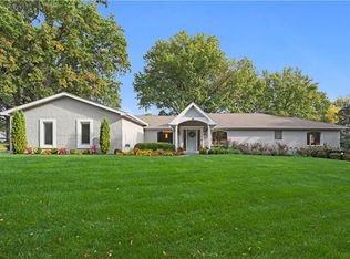2004 W 97th St, Leawood, KS 66206