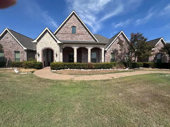 405 Crestfield Ct, Sunnyvale, TX 75182