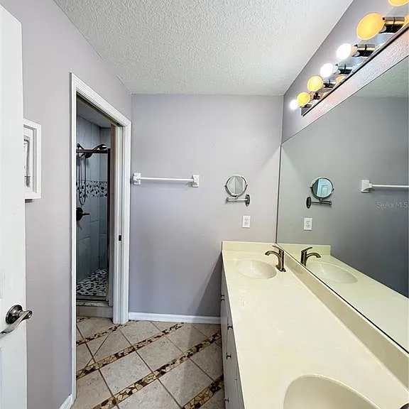 315 Eagle Ridge Dr — Photo 14