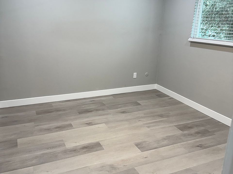 1st image of 5670 Ash St #13