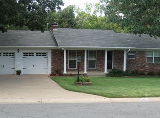 12240 Southridge Dr, Little Rock, AR 72212