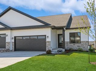 775 Brook Ridge Ave, Northliberty, IA 52317
