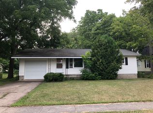 132 Court St S, Standish, MI 48658