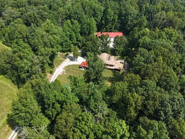 1904 N Woodland Lakes Dr, English, IN 47118