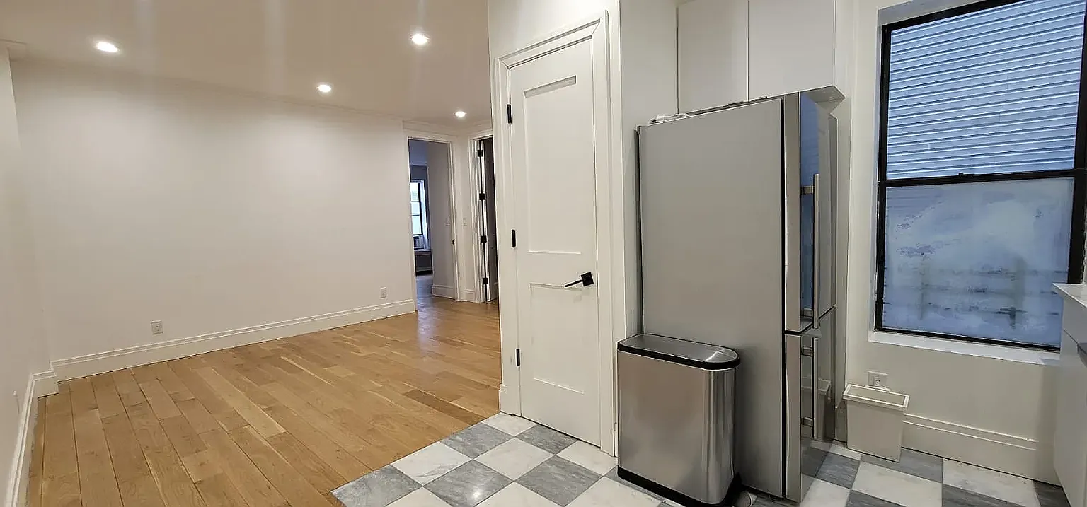 251 Pacific Street — Photo 3