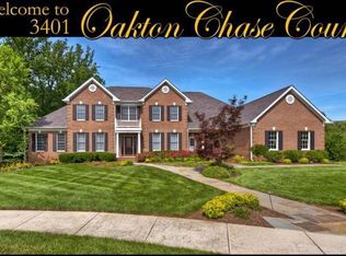 3401 Oakton Chase Ct, Herndon, VA 20171