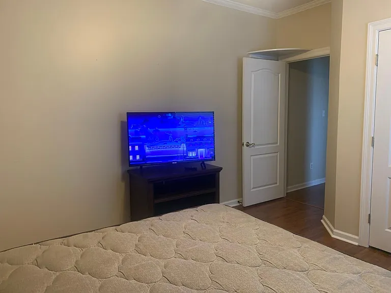 106 Burt Cir — Photo 23