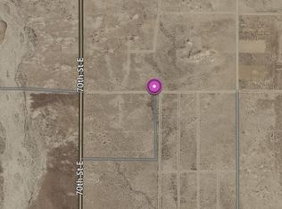 Corner Ave #M, Palmdale, CA 93552
