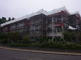 4004 Beach Dr SW APT 101, Seattle, WA 98116