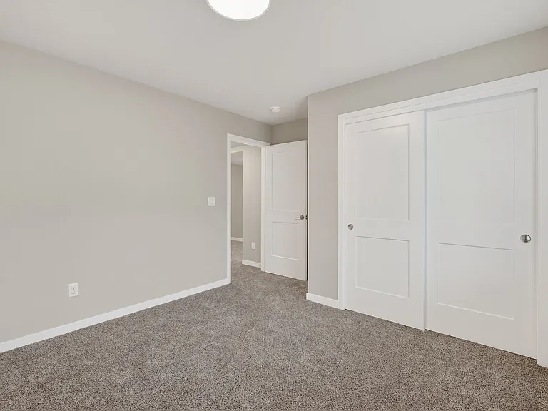 Lexington Park Townhome Rentals — Photo 20