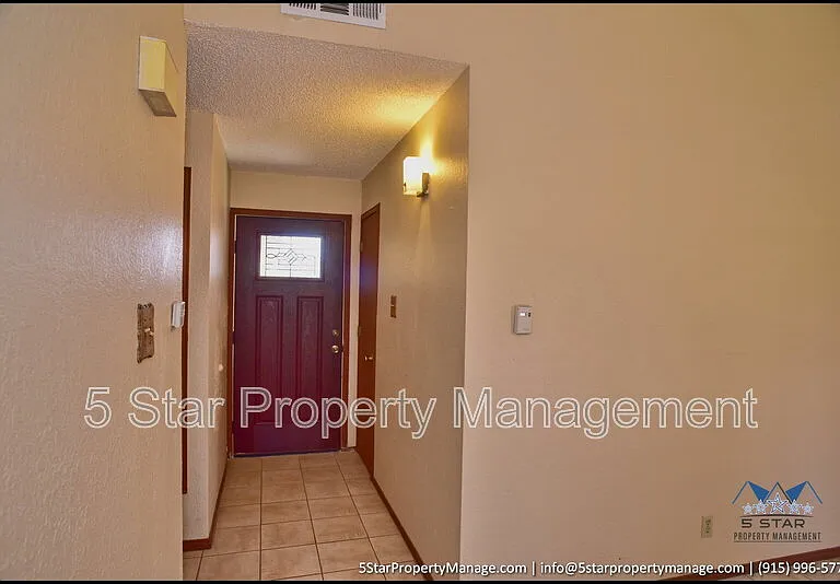 11645 Gordon Cooper Ln — Photo 6