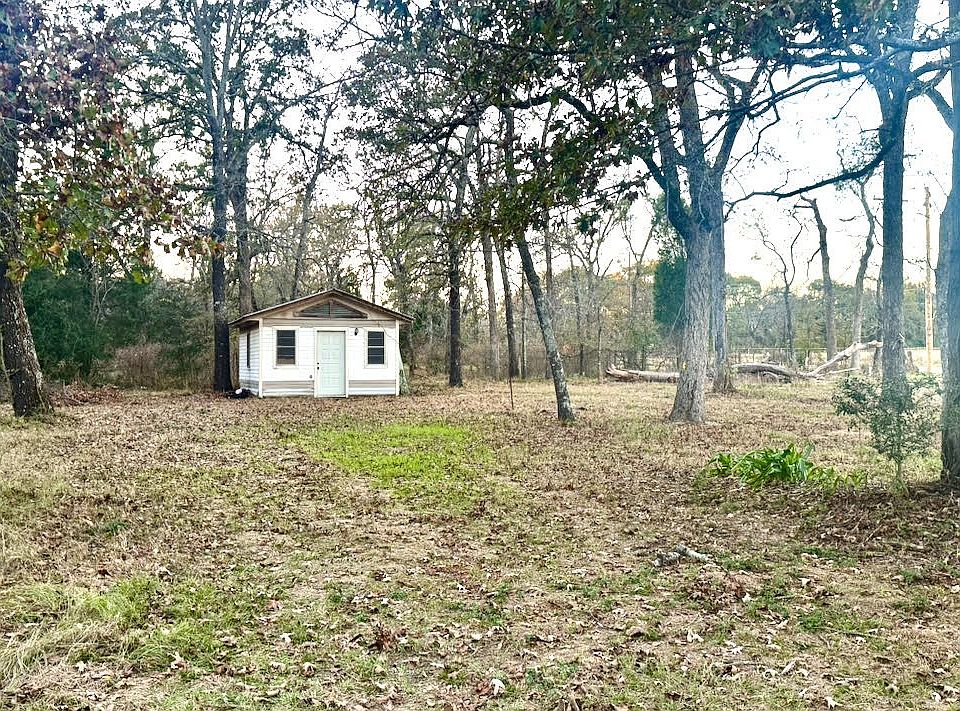 2nd image of 5965 Beach Rd