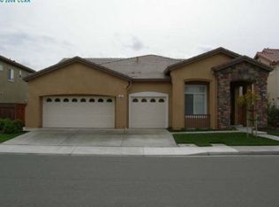 84 Peacock Cir, American Canyon, CA 94503