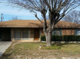 120 Ridgewood Dr, Del Rio, TX 78840
