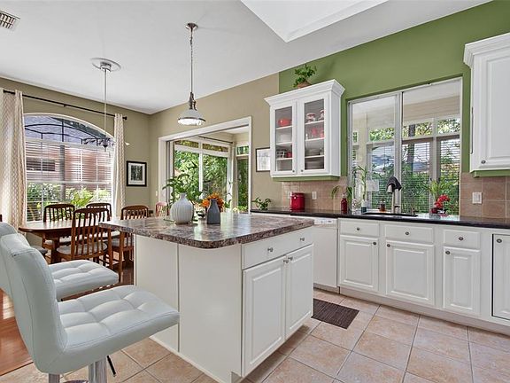2nd image of 9438 SW 39TH AVENUE