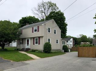 48 Rockwood St, Holbrook, MA 02343