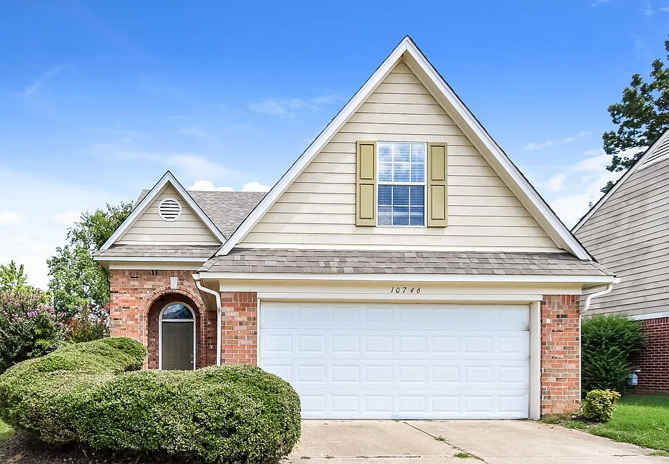 10746 Pecan View Dr