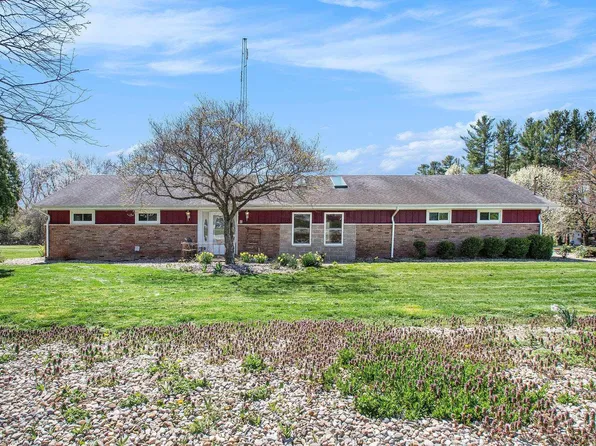 6462 State Route 17, Plymouth, IN 46563