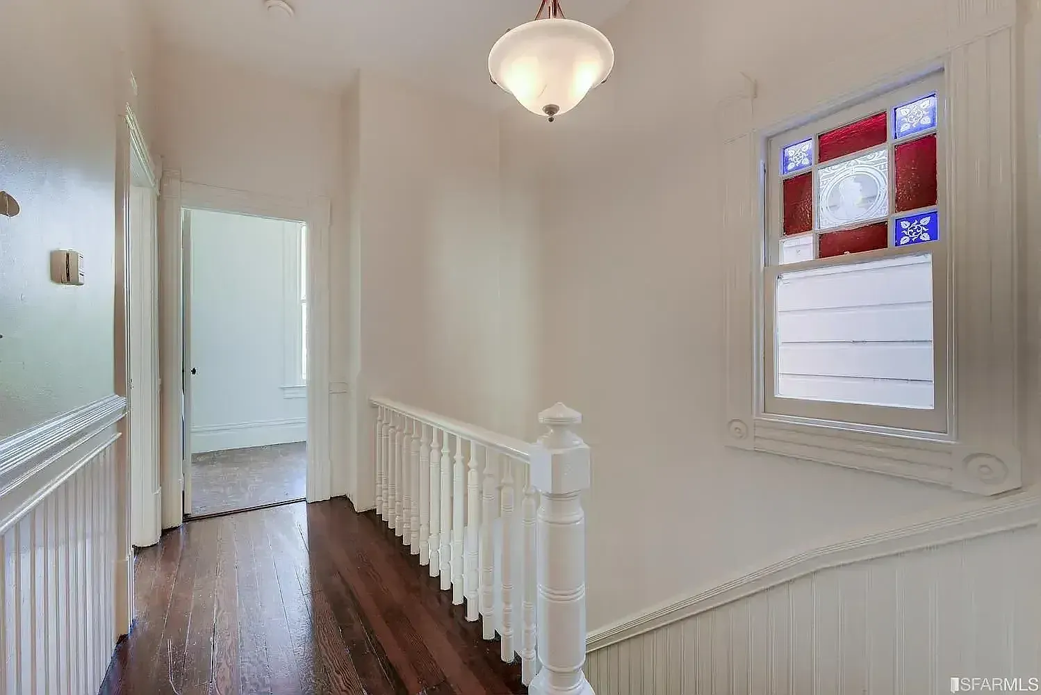 Top Floor|Stunner with Views and Sky-High Ceilings|Classic SF Charm — Photo 3