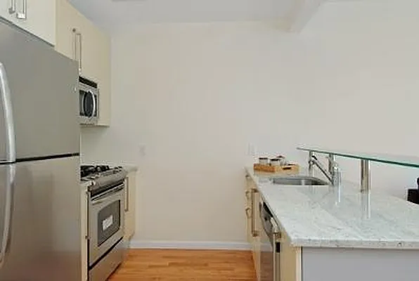 Sold by Corcoran | media 2