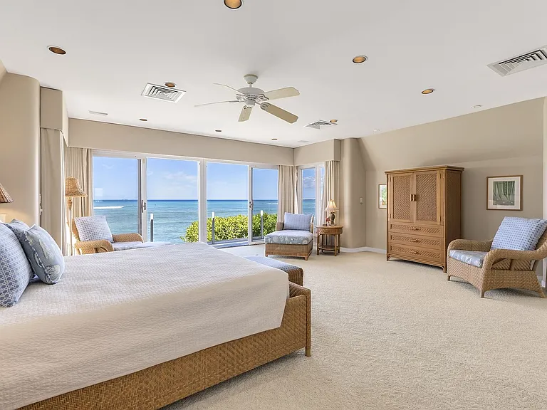 3059 Kalakaua Ave — Photo 24