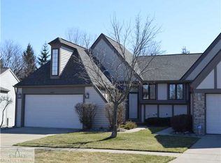 4925 Gull Rd, Lansing, MI 48917