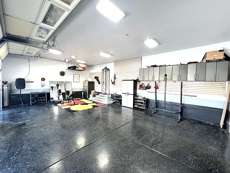 7729 Villa Gabriela Ave #B — Photo 10