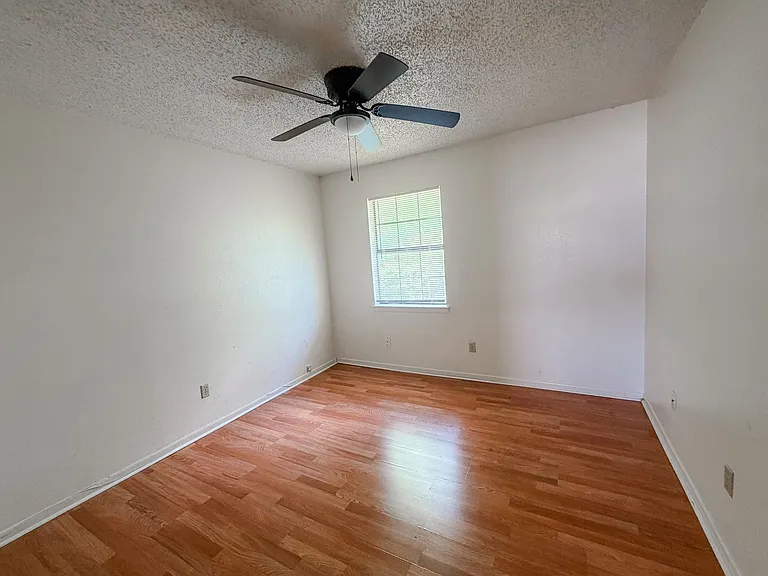 3804 Charolais Dr — Photo 8