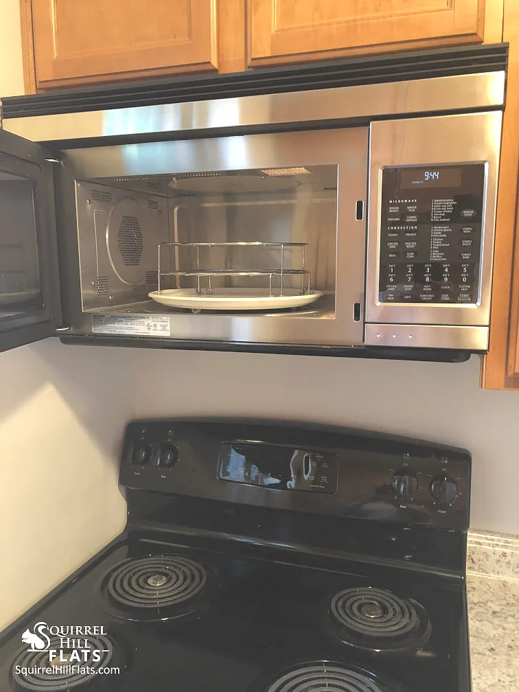 1 bed, 676 sqft, $1,525 — Photo 3