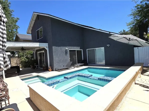 8467 Penfield Ave, Winnetka, CA 91306