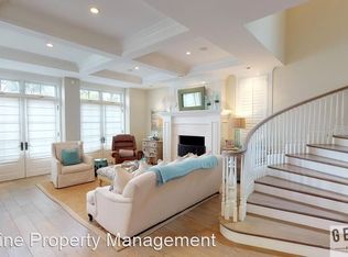 222 Heliotrope Ave, Corona Del Mar, CA 92625