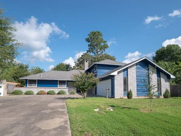 12720 Satinwood Ln, Beaumont, TX 77713