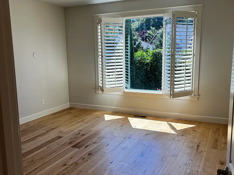 10402 NW 32nd Dr — Photo 34