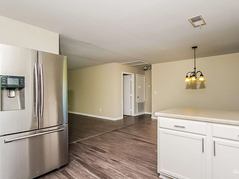 111 Firefly Ln — Photo 2