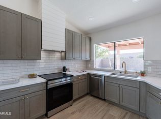 8035 S Kenwood Ln, Tempe, AZ 85284