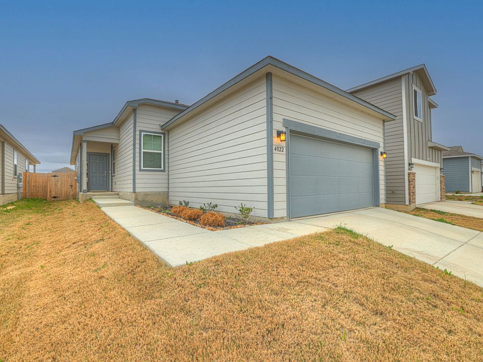 4022 Fallow Xing, Saint Hedwig, TX 78152 Zillow