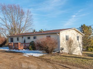 19820 Ivey Rd, Chelsea, MI 48118