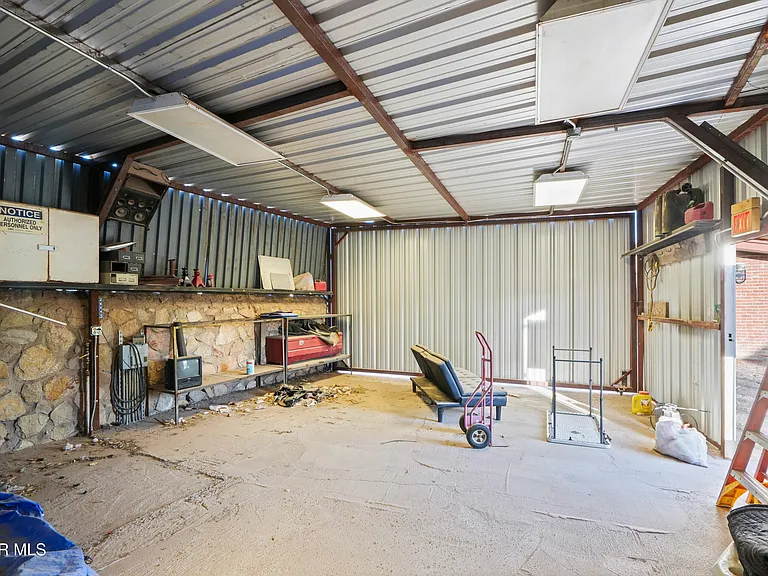 13475 Sunset Hills Dr — Photo 39