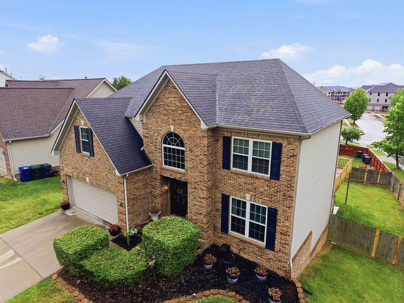 2nd image of 2265 Blackmoor Park Ln