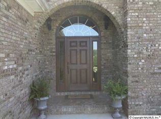 65 Amber Way, Decatur, AL 35603