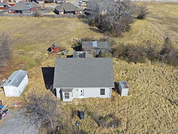 3rd image of 11825 E 116th St N