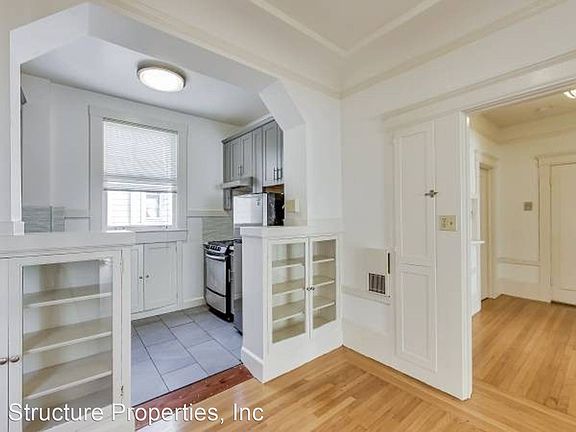 4th image of 1888 Golden Gate Ave APT 38