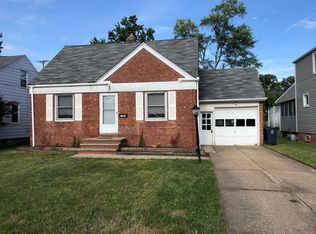 1347 Irene Rd, Lyndhurst, OH 44124