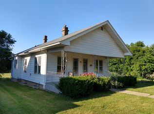 1281 Laurel St, Hamilton, IL 62341