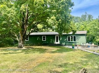50 Van Deusen Rd, Hudson, NY 12534